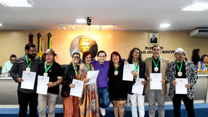 CMCG homenageia artistas locais com Medalha do Mérito das Artes e Ativismo Cultural CMCG homenageia artistas locais com Medalha do Mérito das Artes e Ativismo Cultural