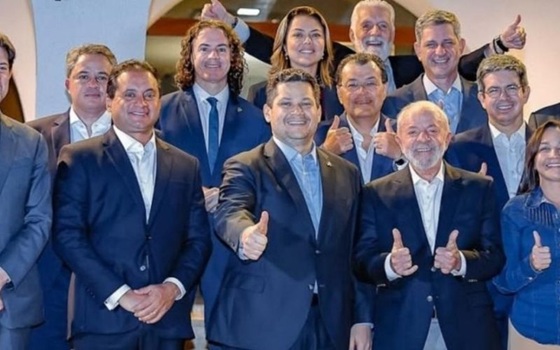 DOIS PESOS… Efraim rebate críticas e diz que, em DF, garante governabilidade a Lula, mas, na Paraíba… tem outra pauta