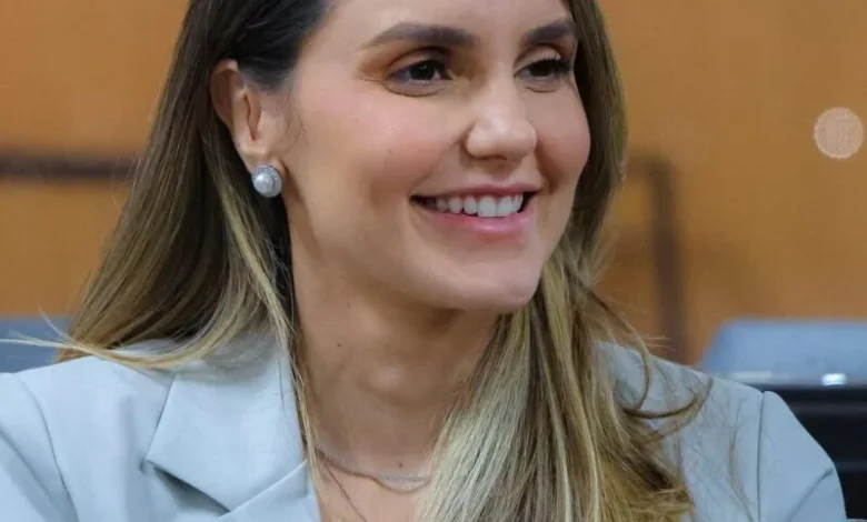 Primeira dama de CG reforça protagonismo feminino e volta a colocar 2026 no radar Primeira dama de CG reforça protagonismo feminino e volta a colocar 2026 no radar