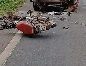 COLISÃO ENTRE CARRO E MOTOCICLETA DEIXA UM MORTO NO CURIMATAÚ