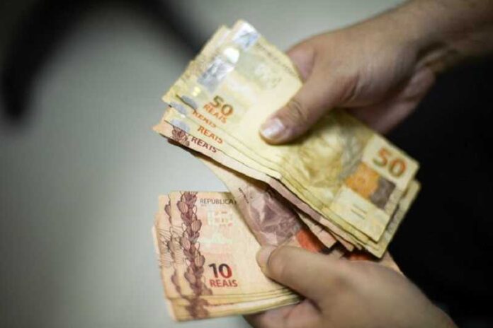 Governo da Paraíba anuncia datas para pagamento de maio, junho e parcela do 13º Governo da Paraíba anuncia datas para pagamento de maio, junho e parcela do 13º