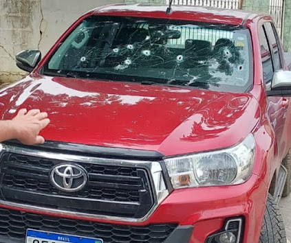 DUPLA TENTA ASSALTAR JUÍZA E ACABA MORTA POR POLICIAL DUPLA TENTA ASSALTAR JUÍZA E ACABA MORTA POR POLICIAL