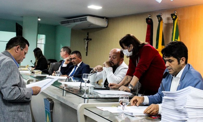 Com a aprovação de 190 projetos de lei, os vereadores discutiram temas relevantes para o município Com a aprovação de 190 projetos de lei, os vereadores discutiram temas relevantes para o município