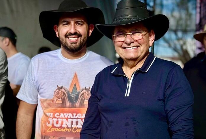 Adriano Galdino declara apoio à pré-candidatura de Felipe Coutinho e promete pedir votos Adriano Galdino declara apoio à pré-candidatura de Felipe Coutinho e promete pedir votos