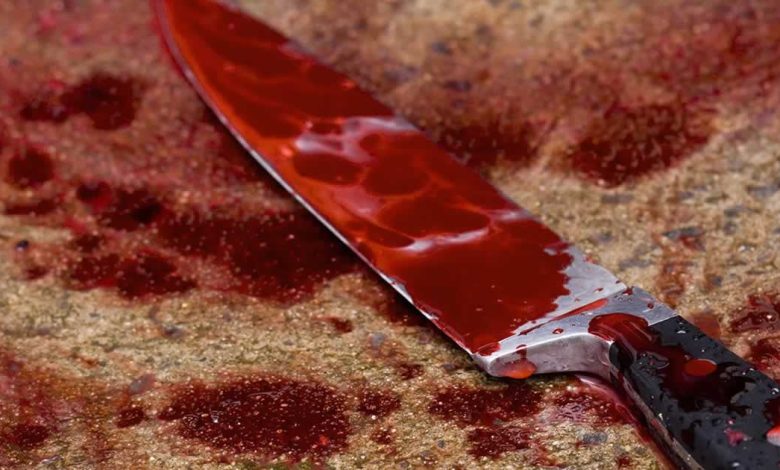 Dois homens são esfaqueados em bar em Monteiro, e transferidos em estado grave para Campina Grande Dois homens são esfaqueados em bar em Monteiro, e transferidos em estado grave para Campina Grande