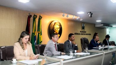 Veículo Leve sobre Trilhos (VLT) é tema destaque no legislativo municipal