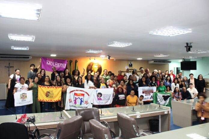 Audiência Pública celebra Julho das Pretas e reforça a luta das mulheres negras Audiência Pública celebra Julho das Pretas e reforça a luta das mulheres negras