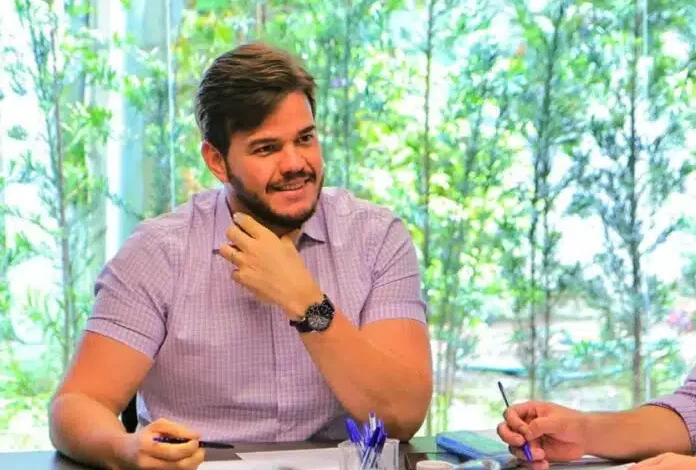 Bruno minimiza diferenças ideológicas no grupo oposicionista e reforça unidade Bruno minimiza diferenças ideológicas no grupo oposicionista e reforça unidade