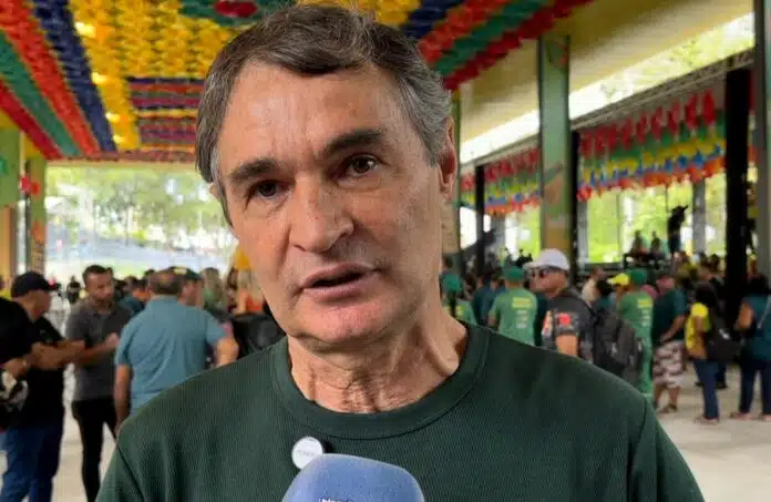 Romero muda o tom e indica que será candidato ao Governo em 2026 Romero muda o tom e indica que será candidato ao Governo em 2026