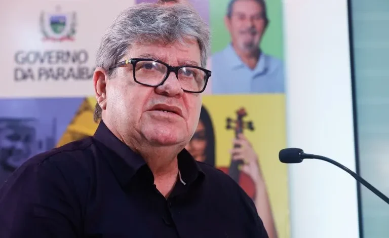 João Azevedo defende Gervásio Maia e diz Hospital de Catolé do Rocha existe graças a ele João Azevedo defende Gervásio Maia e diz Hospital de Catolé do Rocha existe graças a ele