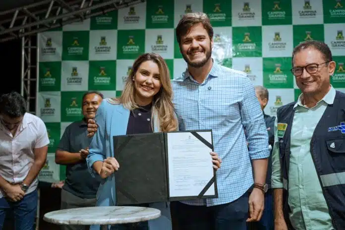 Bruno destaca atuação de Juliana em evento para construção do CAPS no Aluízio Campos Bruno destaca atuação de Juliana em evento para construção do CAPS no Aluízio Campos