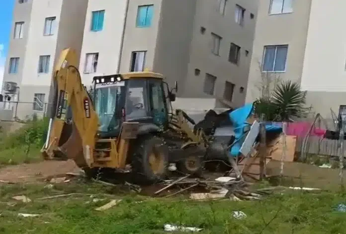 Sesuma intensifica demolição de invasões em áreas públicas de Campina