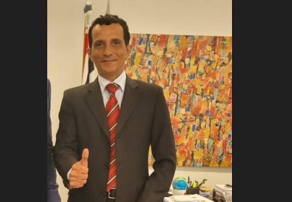Servidor do PDT lotado em Brasília atua há 3 anos em João Pessoa e despesas seriam custeadas com dinheiro público